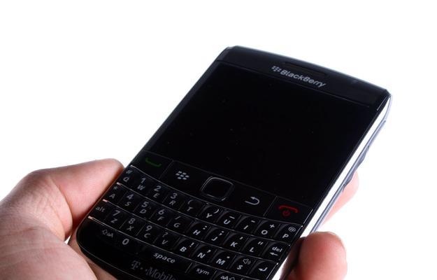 黑莓Q30二代（一款高性能智能手机，适合商务人士与娱乐爱好者）