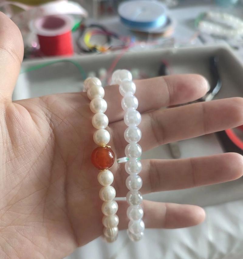 淡水珍珠的真假鉴别方法（如何判断淡水珍珠的真伪？一起来学习！）