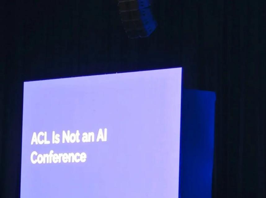 解决投影仪连接笔记本电脑蓝屏问题的有效方法（探索投影仪与笔记本电脑连接时出现蓝屏的原因及解决方案）